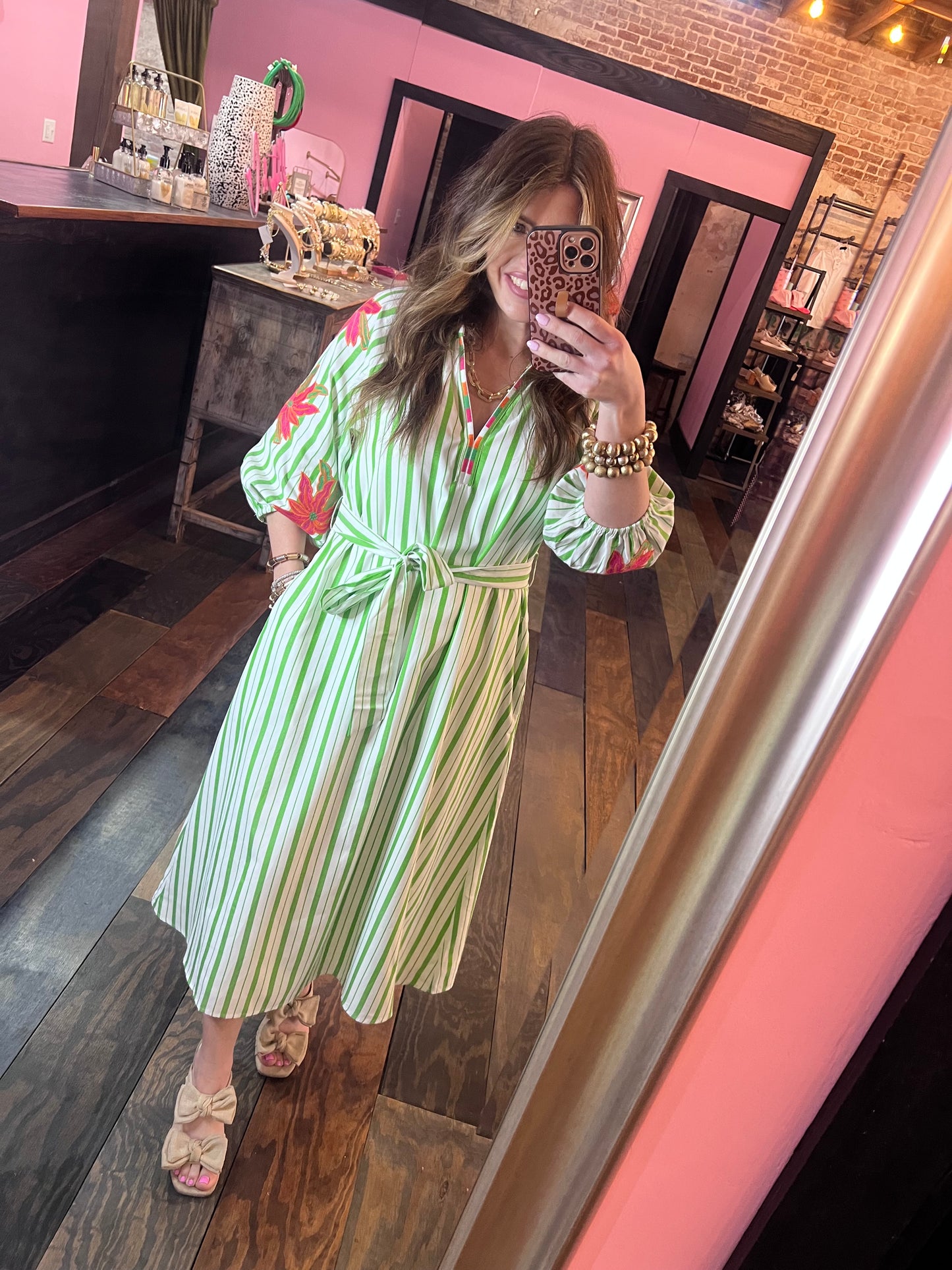 EMBROIDERED SLEEVE DRESS