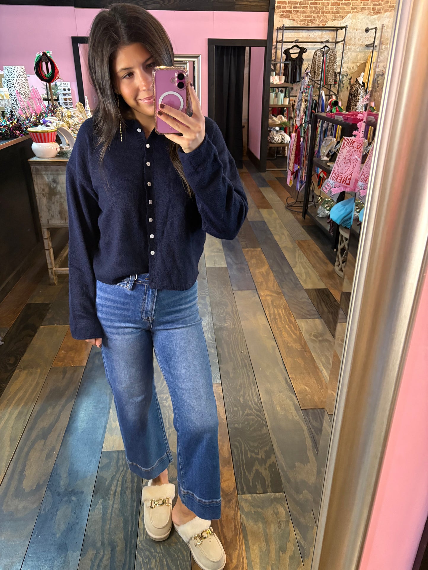 ESSENTIAL BUTTON DOWN CARDIGAN