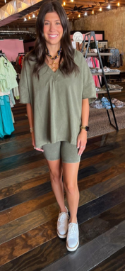 BASIC VNECK BIKER SHORT SET