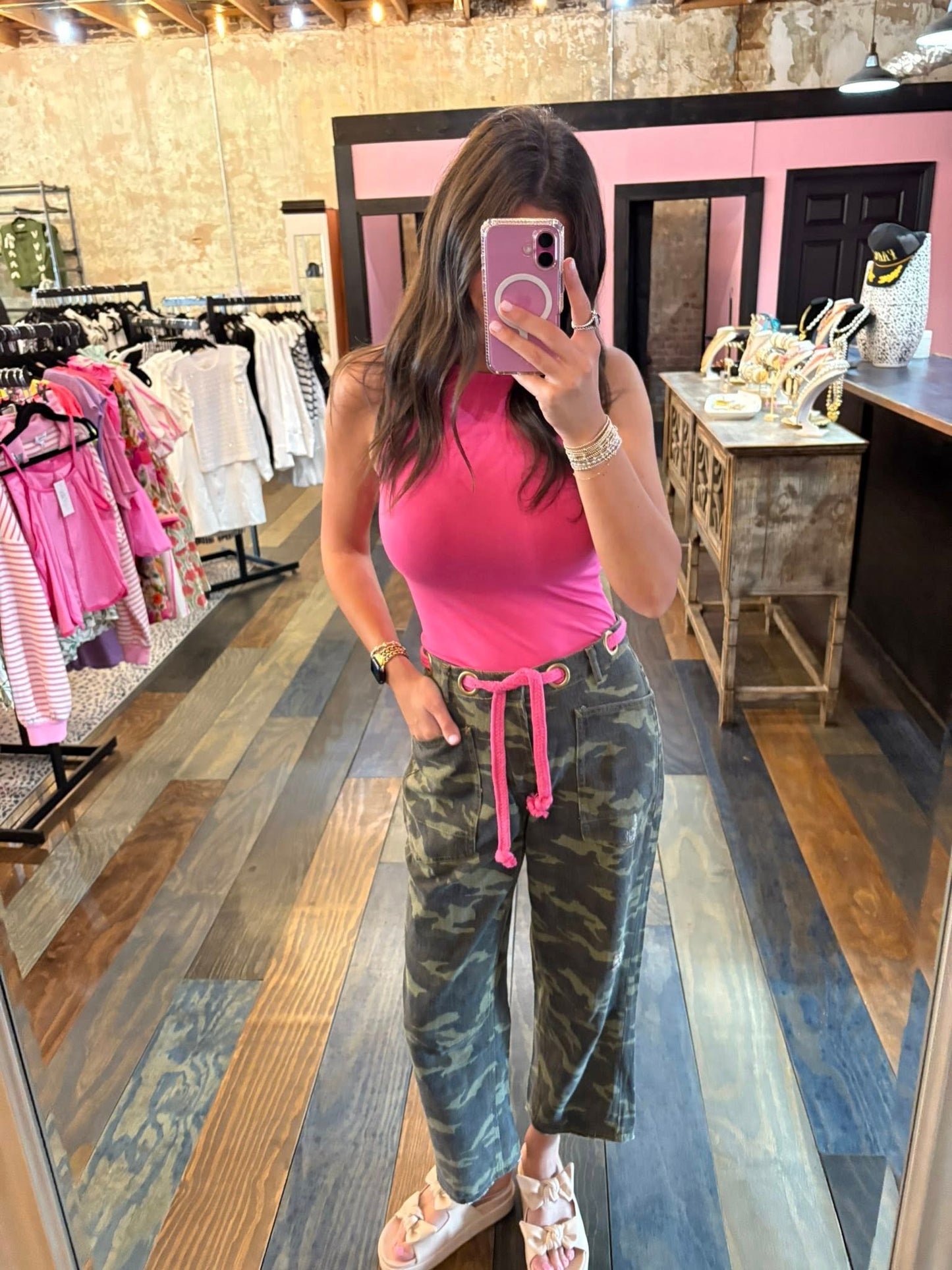 CAMO CARGOS WITH HOT PINK BELT