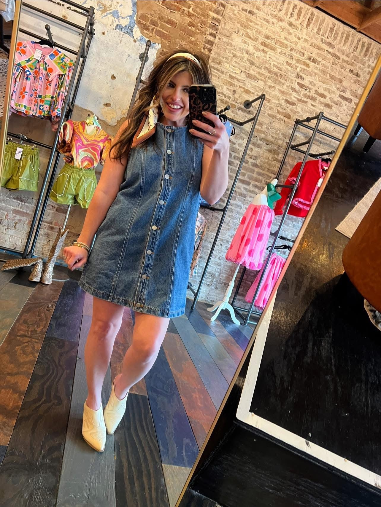 ROUNDNECK BUTTON DOWN DRESS