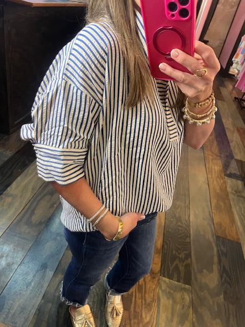 NAVY OVERSIZED STRIPE TOP