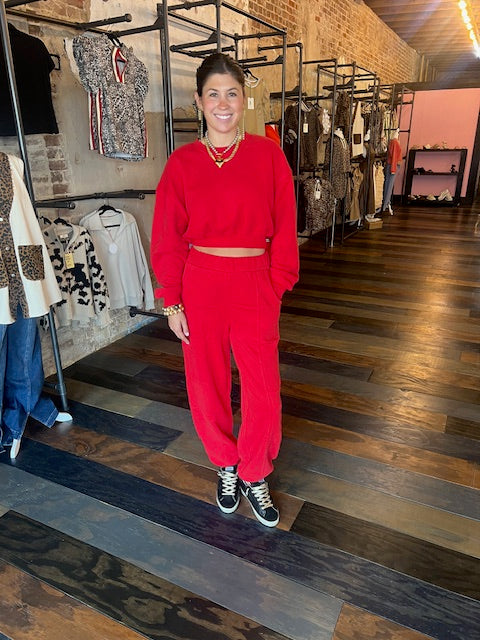 RED CROPPED LOUNGE SET