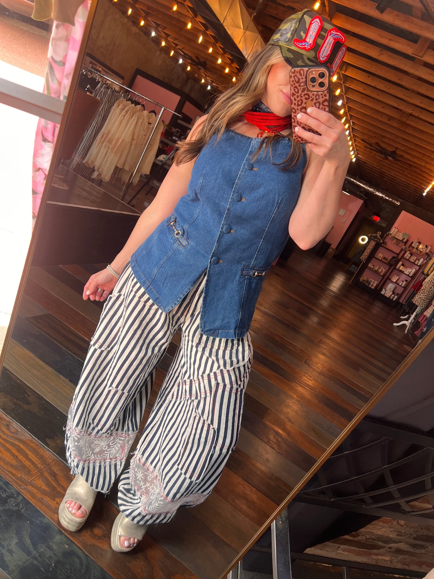 NAVY STRIPE PANT WITH RED DETAIL