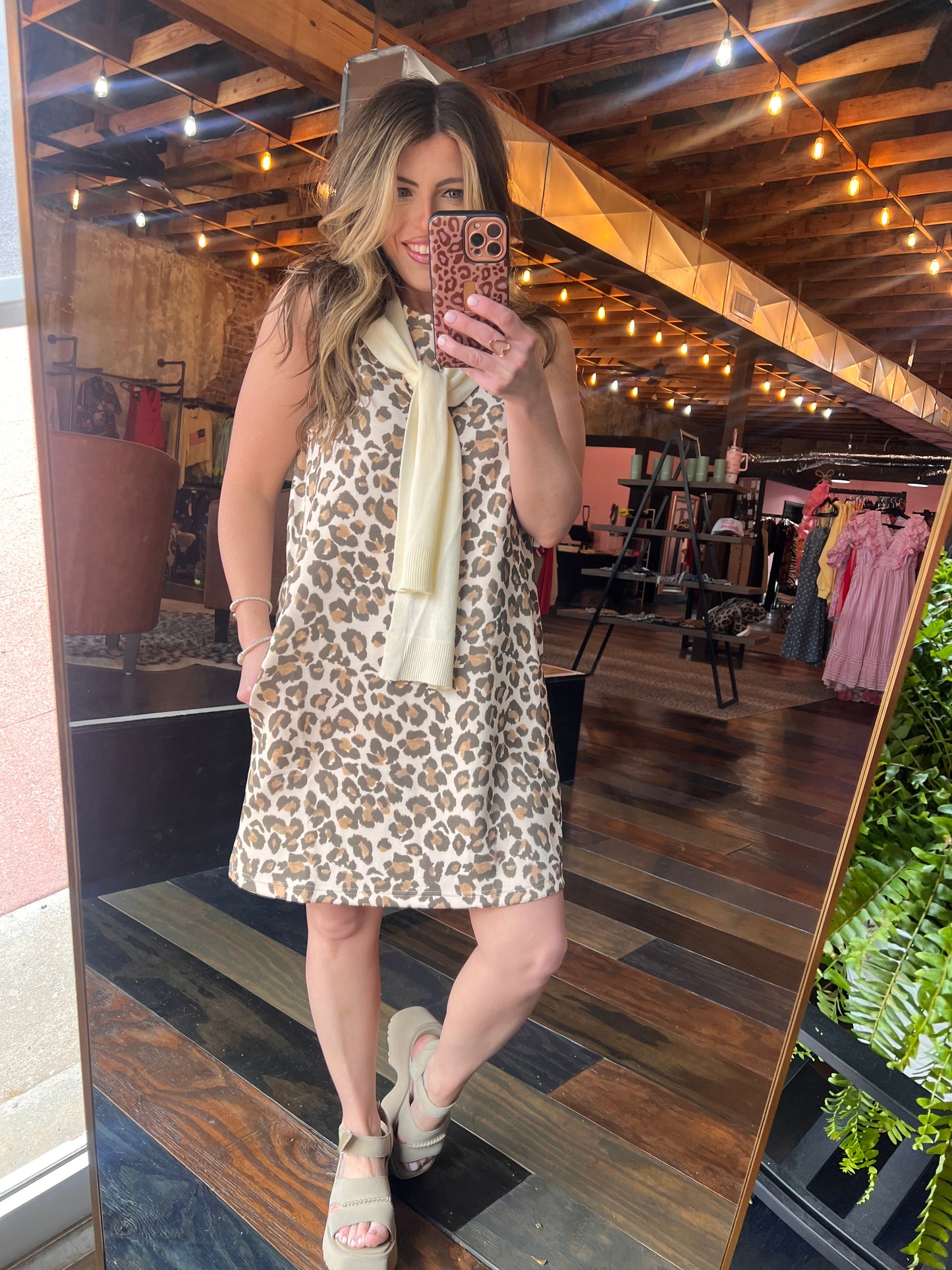 CHEETAH MINI W/ SCARF OVERLAY