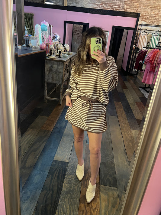 BROWN STRIPE SET