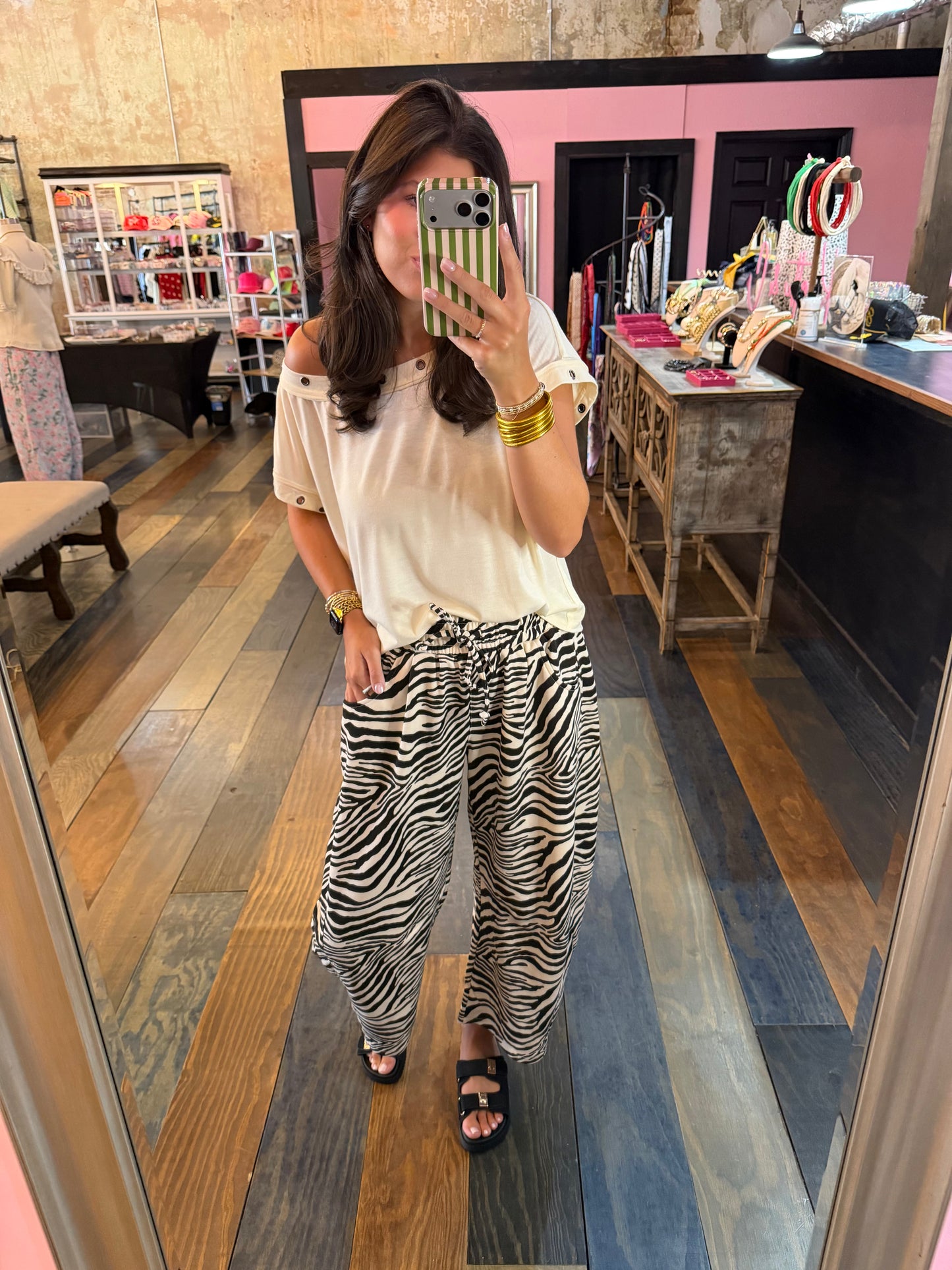 ZEBRA PULL ON BARREL PANTS