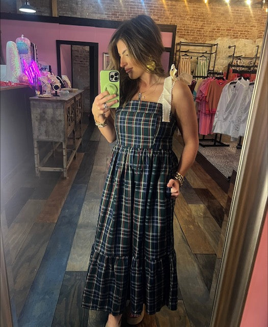 PERFECT CHRISTMAS PARTY DRESS
