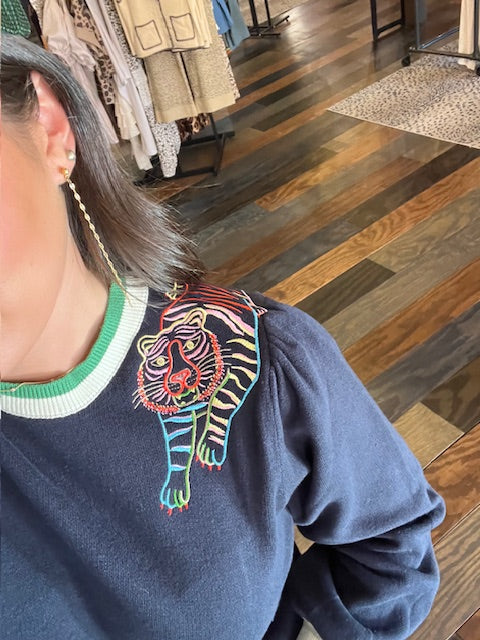 COLOR BLOCK TIGER SHOULDER KNIT TOP