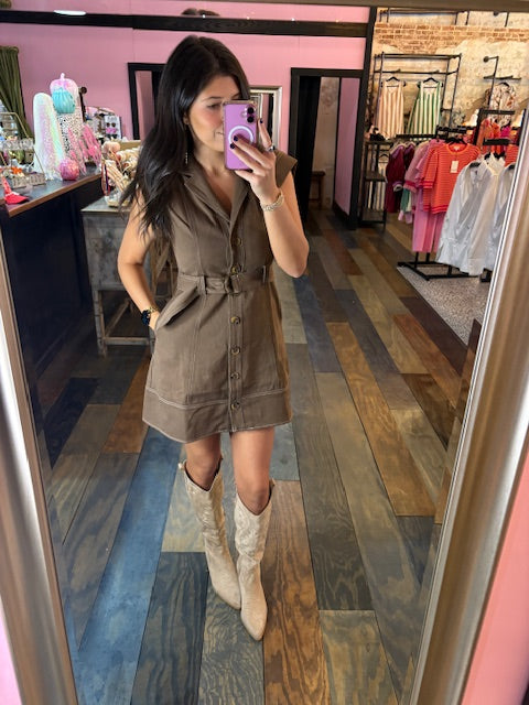 CHOCOLATE BELTED DRESS
