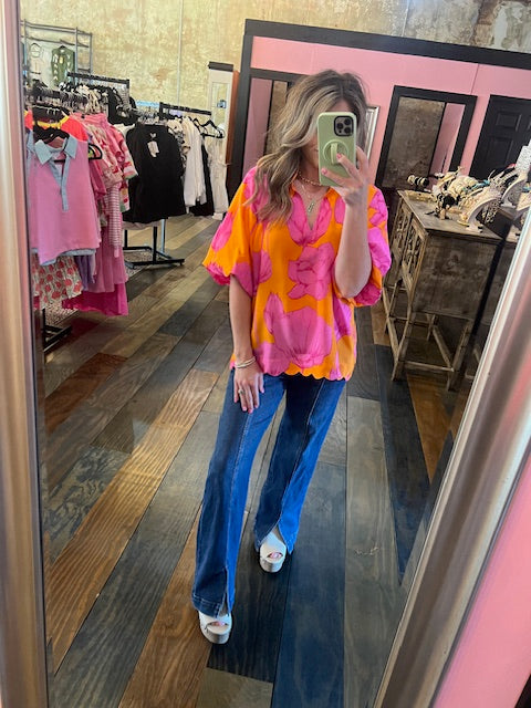 BUBBLE SLEEVE SCALLOP TOP
